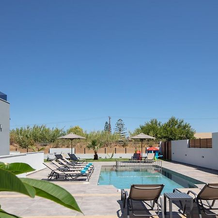 Sunnyside Villas, Ideal For Vibrant Stays,By Thinkvilla Pigianos Kampos  Exterior photo