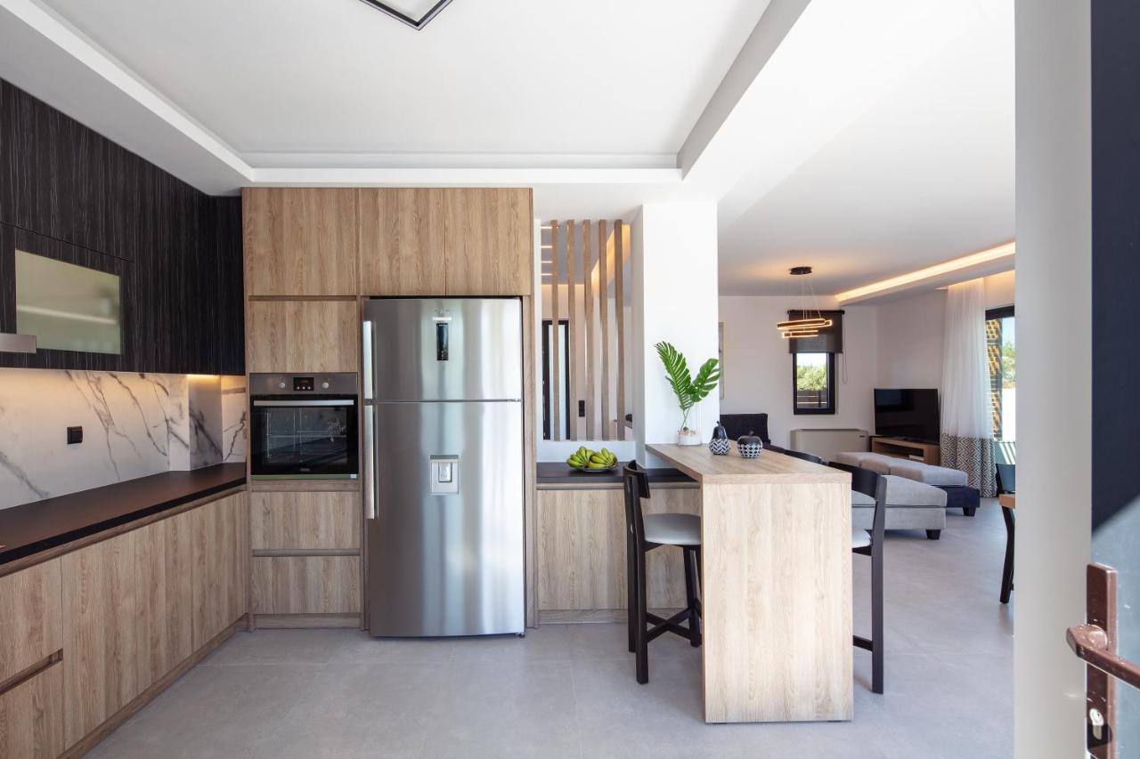 Sunnyside Villas, Ideal For Vibrant Stays,By Thinkvilla Pigianos Kampos  Exterior photo